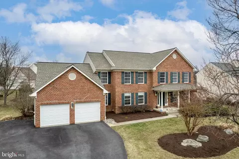 5852 Goldenwood Pl, Adamstown, MD 21710