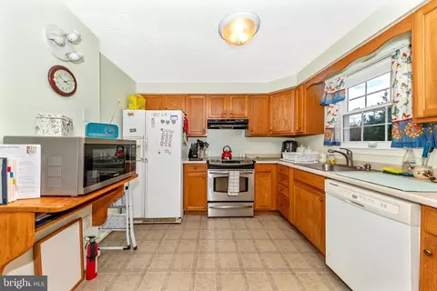 Kitchen - 1482 Mobley Ct, Frederick, MD 21701 photo 1 of 3