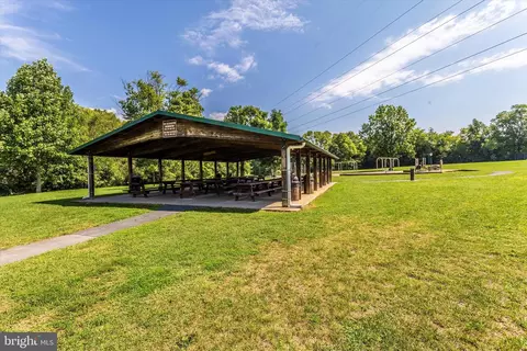 Exterior - 1482 Mobley Ct, Frederick, MD 21701 photo 12 of 13