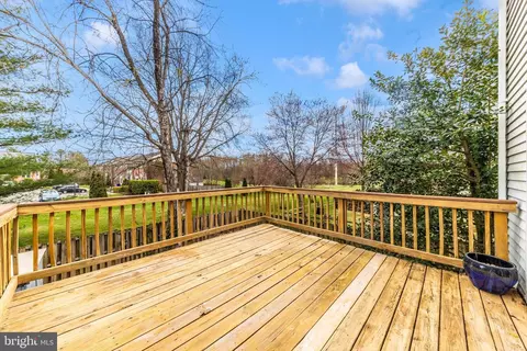 Exterior - 1482 Mobley Ct, Frederick, MD 21701 photo 5 of 13