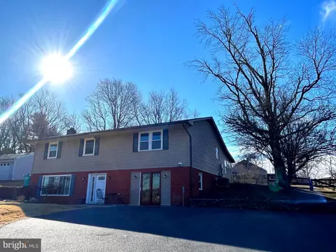 8325 Walter Martz Rd, Frederick, MD 21702 photo 2