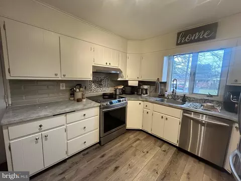 8325 Walter Martz Rd, Frederick, MD 21702 photo 5