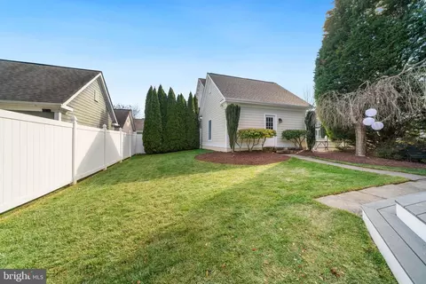 Exterior - 3403 Mantz Ln, Frederick, MD 21704 photo 11 of 16