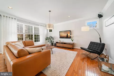 Living - 3403 Mantz Ln, Frederick, MD 21704 photo 4 of 4