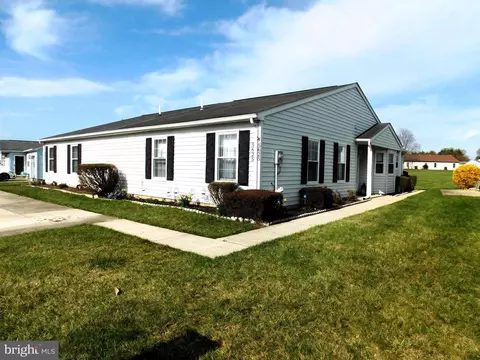 5625 Crabapple Dr, Frederick, MD 21703