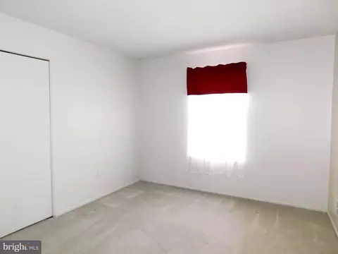 Bedroom - 5625 Crabapple Dr, Frederick, MD 21703 photo 3 of 4