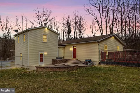 Exterior - 4439 John Draper Rd, Smithsburg, MD 21783 photo 4 of 13