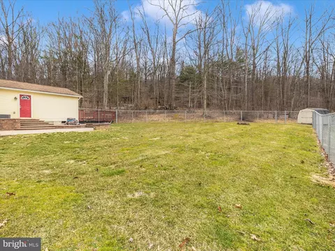 Exterior - 4439 John Draper Rd, Smithsburg, MD 21783 photo 10 of 13