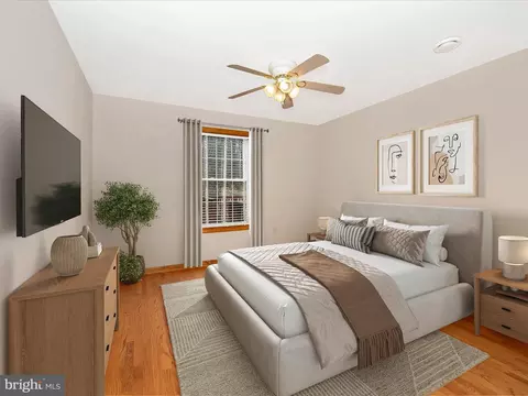 Bedroom - 4439 John Draper Rd, Smithsburg, MD 21783 photo 6 of 12