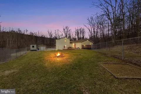 Exterior - 4439 John Draper Rd, Smithsburg, MD 21783 photo 3 of 13