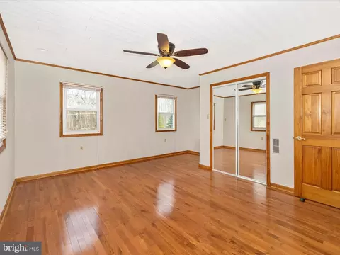 Bedroom - 4439 John Draper Rd, Smithsburg, MD 21783 photo 3 of 12