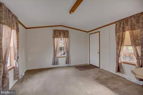 10102 Old Liberty Rd, Frederick, MD 21701 photo 6