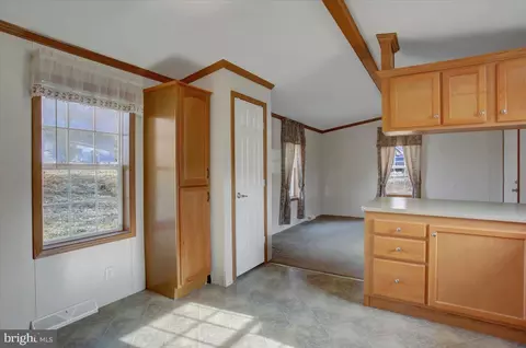 10102 Old Liberty Rd, Frederick, MD 21701 photo 10