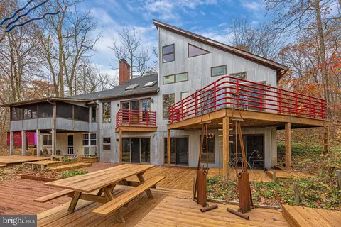14545 Brown Rd, Thurmont, MD 21788