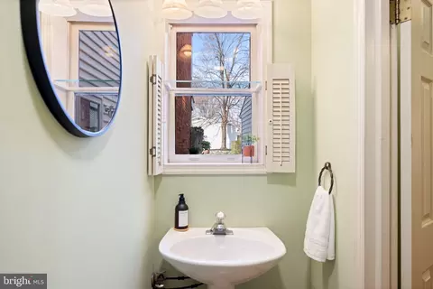 Bath - 101 W 4th St, Frederick, MD 21701 photo 1 of 7