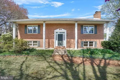 8402 Cub Hunt Ct, Walkersville, MD 21793