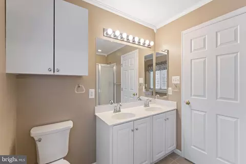 Bath - 4809 Bennington Pl E, Jefferson, MD 21755 photo 1 of 1