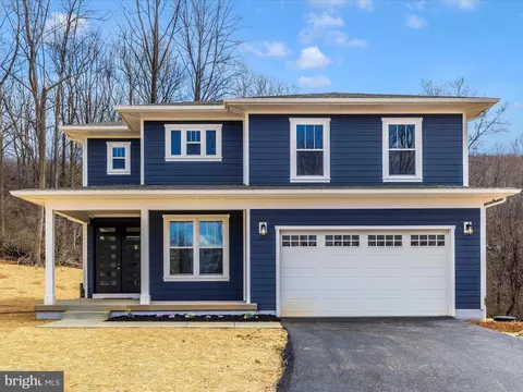 8221 Hollow Rd, Middletown, MD 21769