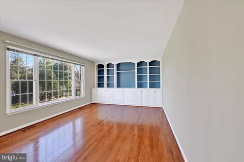 2029 Chapel Ct, Frederick, MD 21702 photo 9