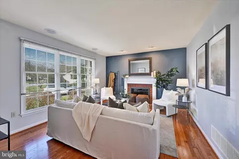 2029 Chapel Ct, Frederick, MD 21702 photo 5