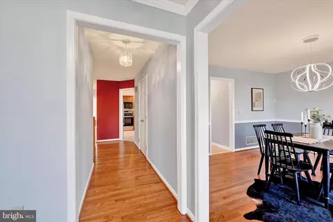 2029 Chapel Ct, Frederick, MD 21702 photo 3