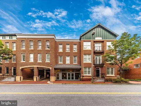35 E All Saints St #305, Frederick, MD 21701