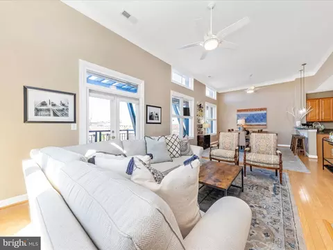 Living - 35 E All Saints St #305, Frederick, MD 21701 photo 3 of 3
