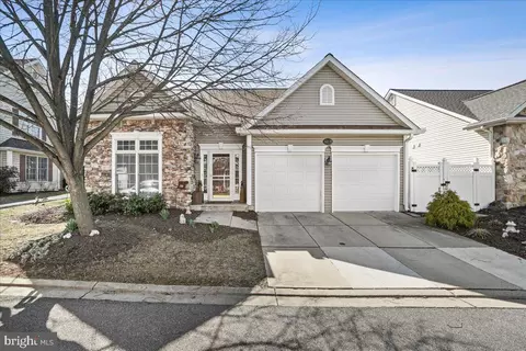 1009 Eastbourne Ter, Frederick, MD 21702