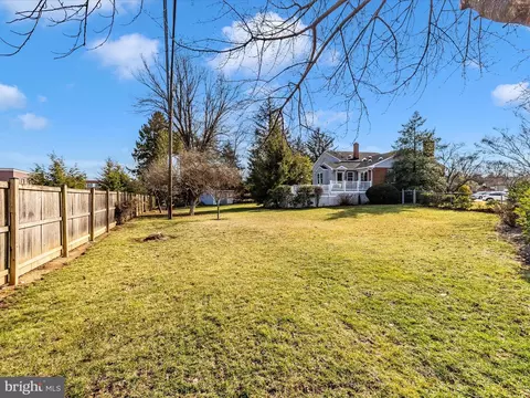 Exterior - 16 Kline Blvd, Frederick, MD 21701 photo 6 of 14