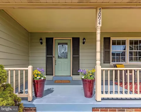 Exterior - 7094 Autumn Leaf Ln, Frederick, MD 21702 photo 1 of 12
