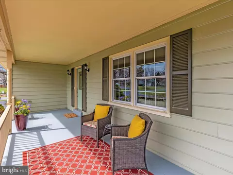 Exterior - 7094 Autumn Leaf Ln, Frederick, MD 21702 photo 2 of 12