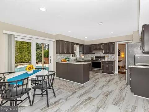 Kitchen - 7094 Autumn Leaf Ln, Frederick, MD 21702 photo 3 of 3