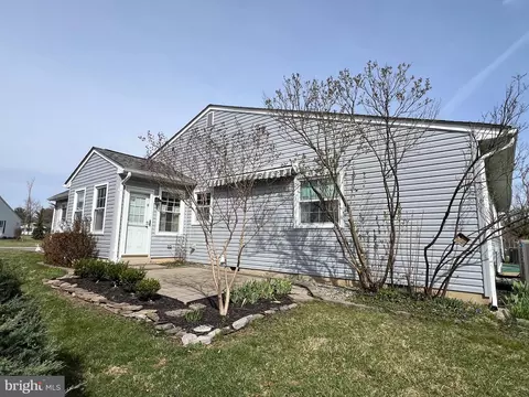 7061 Catalpa Rd, Frederick, MD 21703 photo 2