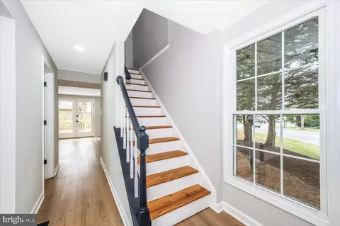 8200 Red Wing Ct, Frederick, MD 21701 photo 2