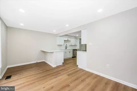 8200 Red Wing Ct, Frederick, MD 21701 photo 3