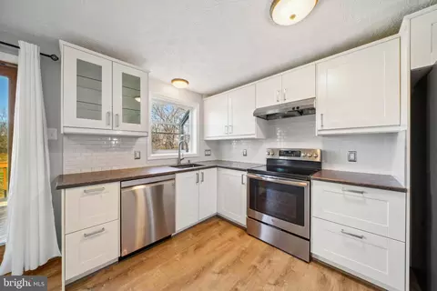Kitchen - 1335 Orchard Way, Frederick, MD 21703 photo 4 of 4