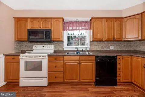 Kitchen - 509 E Main St, Middletown, MD 21769 photo 3 of 4