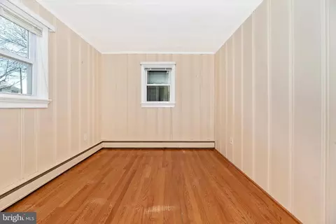 Bedroom - 509 E Main St, Middletown, MD 21769 photo 2 of 2