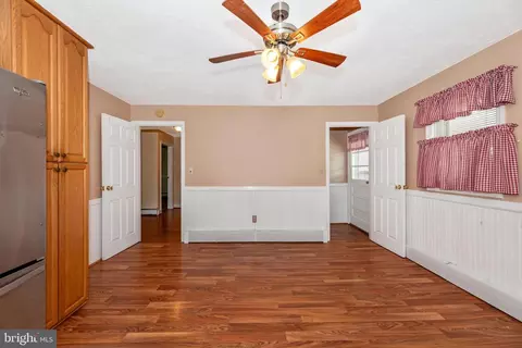 Entry Way - 509 E Main St, Middletown, MD 21769 photo 2 of 2