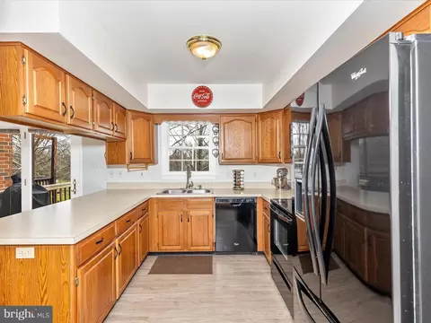 7971 Parkland Pl, Frederick, MD 21701 photo 11