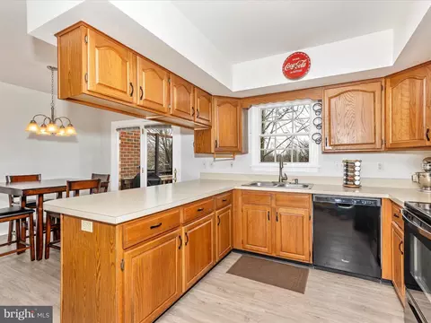 7971 Parkland Pl, Frederick, MD 21701 photo 12