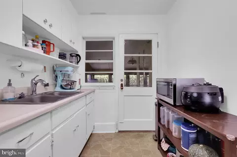 404 Biggs Ave, Frederick, MD 21702 photo 9