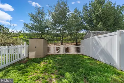 Exterior - 2061 Spring Run Cir, Frederick, MD 21702 photo 5 of 5
