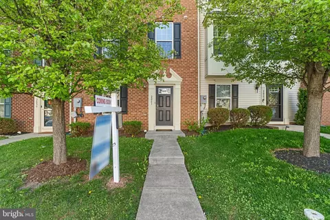 2061 Spring Run Cir, Frederick, MD 21702