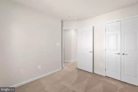 Bedroom - 2061 Spring Run Cir, Frederick, MD 21702 photo 7 of 7