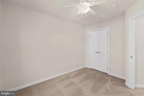 Bedroom - 2061 Spring Run Cir, Frederick, MD 21702 photo 5 of 7