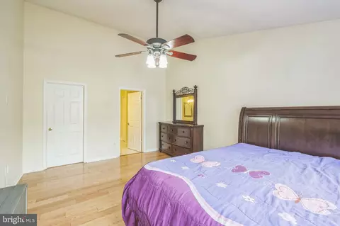 Bedroom - 812 Aztec Dr, Frederick, MD 21701 photo 2 of 3