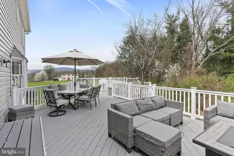 Exterior - 3234 Bidle Rd, Middletown, MD 21769 photo 2 of 6