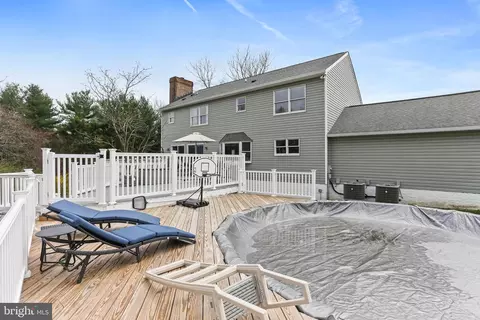 Exterior - 3234 Bidle Rd, Middletown, MD 21769 photo 4 of 6