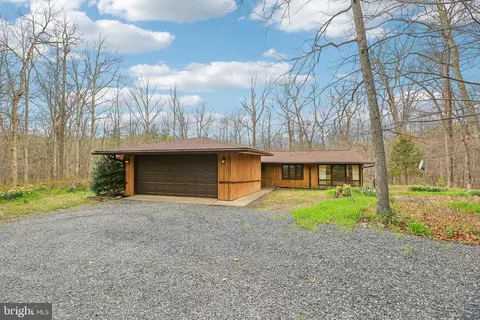 12730 Knoll Rd, Mount Airy, MD 21771